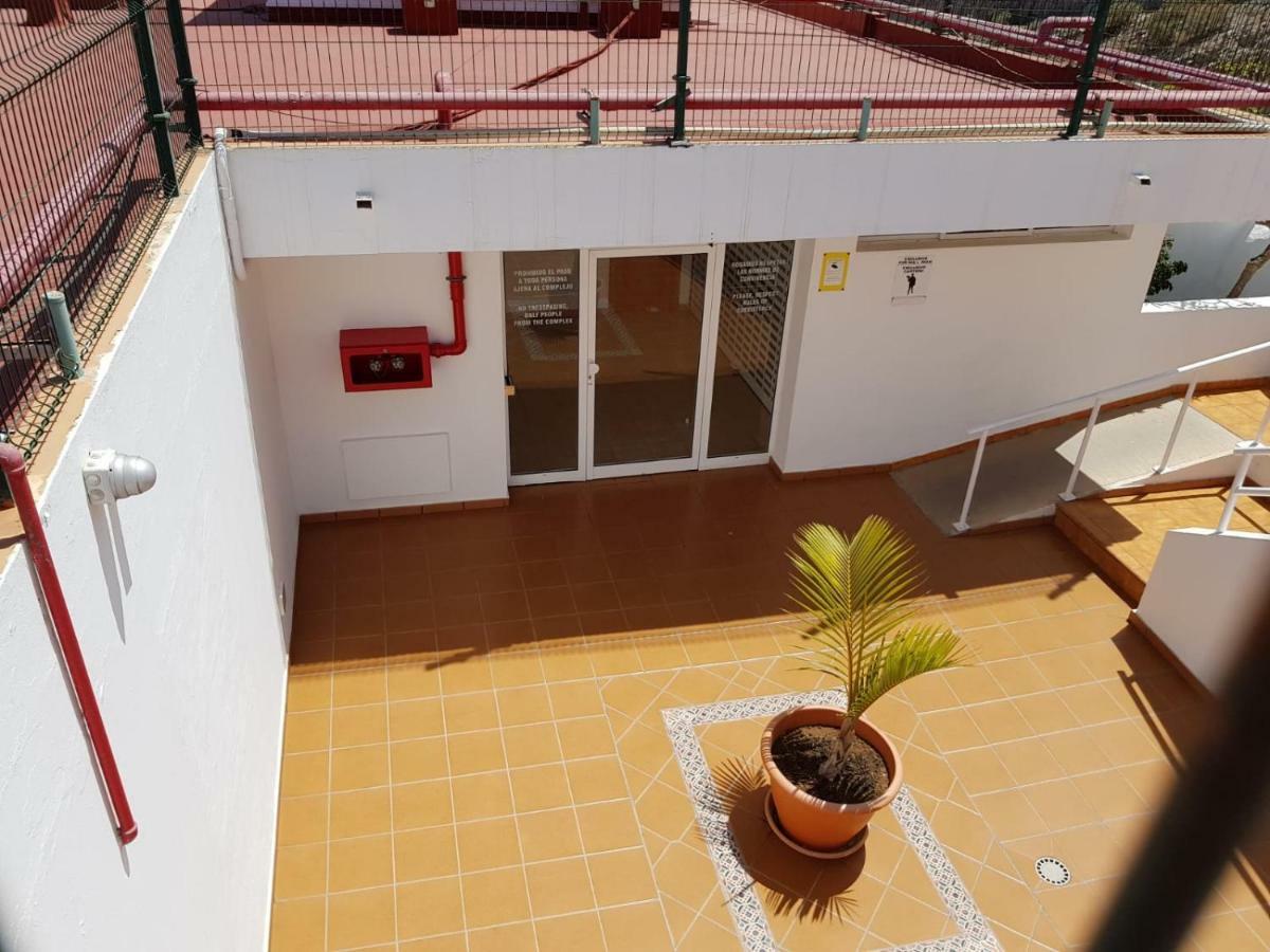 With Terrace Facing Apartament *